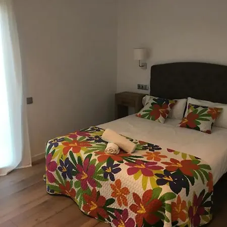 Autentic Monumental Apartment *