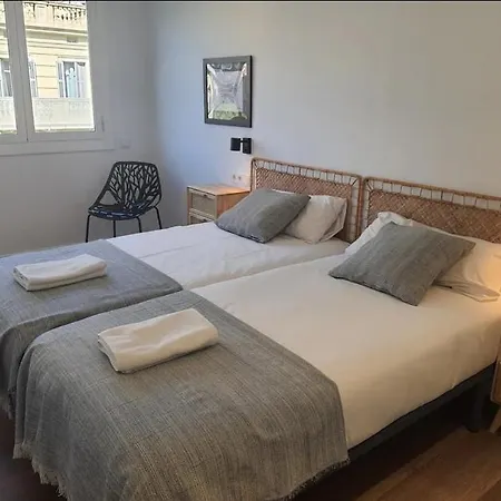 Autentic Monumental Apartment *