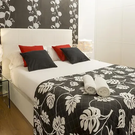 Apartment Autentic Monumental *